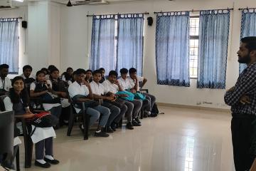 Robotics Workshop in association with IEDC and IIC for GDES and KHSS